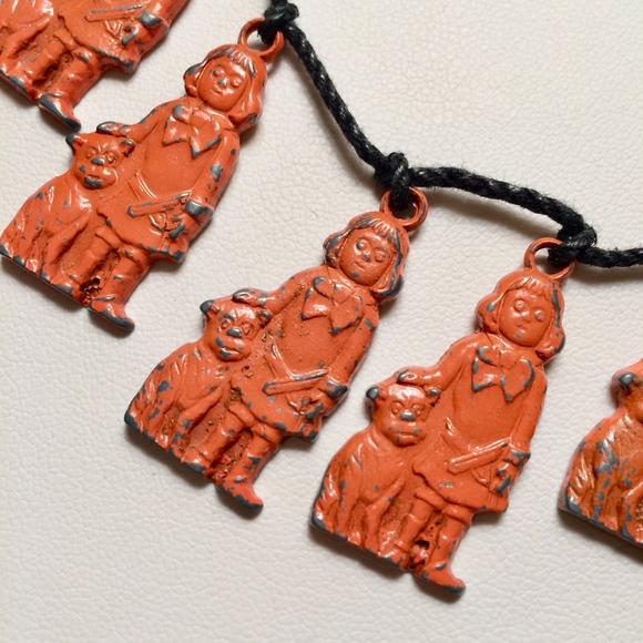 Vintage Cracker Jack Charm Necklace - Picture 4 of 7